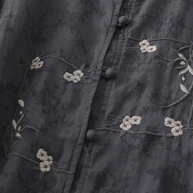 Buddha Stones Camisa de verano para mujer con cuello alto, diseño de botones bordados y mangas tres cuartos. - image 2