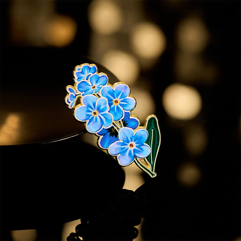 Buddha Stones Broche pequeño de cobre con forma de nomeolvides, amapola, lirio de los valles, hortensia y altramuz - Nomeolvides 2,1*3,8 ​​cm - image 0