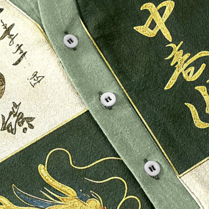 Buddha Stones Camisa de manga corta con medio botón para hombre, de algodón, con emblema de nube y dragón dorado. - image 3