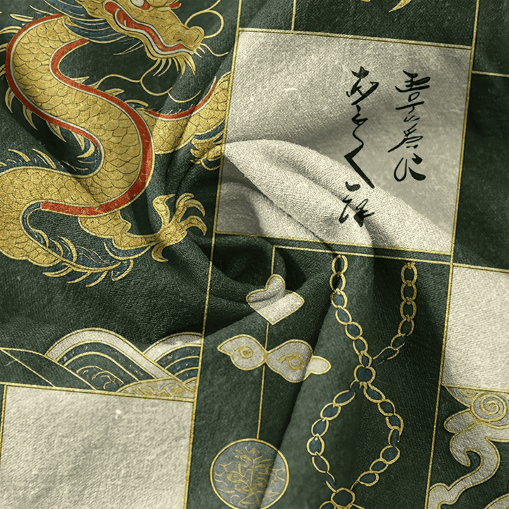 Buddha Stones Camisa de manga corta con medio botón para hombre, de algodón, con emblema de nube y dragón dorado. - image 4