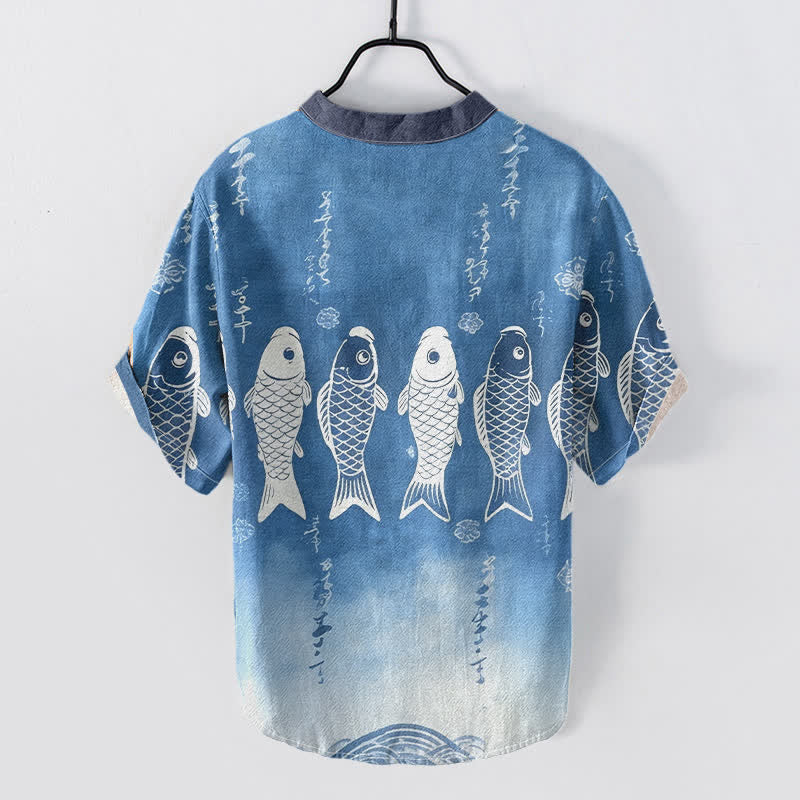 Buddha Stones Camisa de manga corta con medio botón para hombre, de algodón, con emblema de pez koi. - image 1