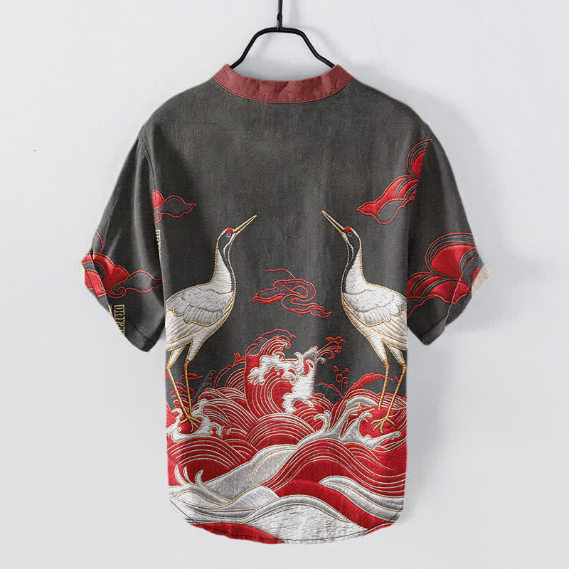 Buddha Stones Camisa de manga corta con medio botón para hombre, con emblema de grulla y ola de algodón. - image 5