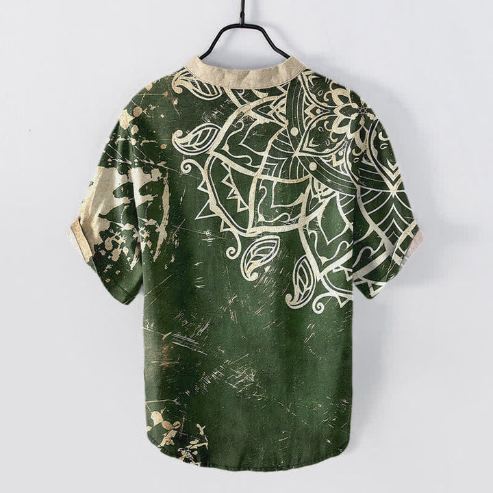 Buddha Stones Camisa de manga corta con medio botón para hombre, con emblema de mandala de loto de algodón - image 1