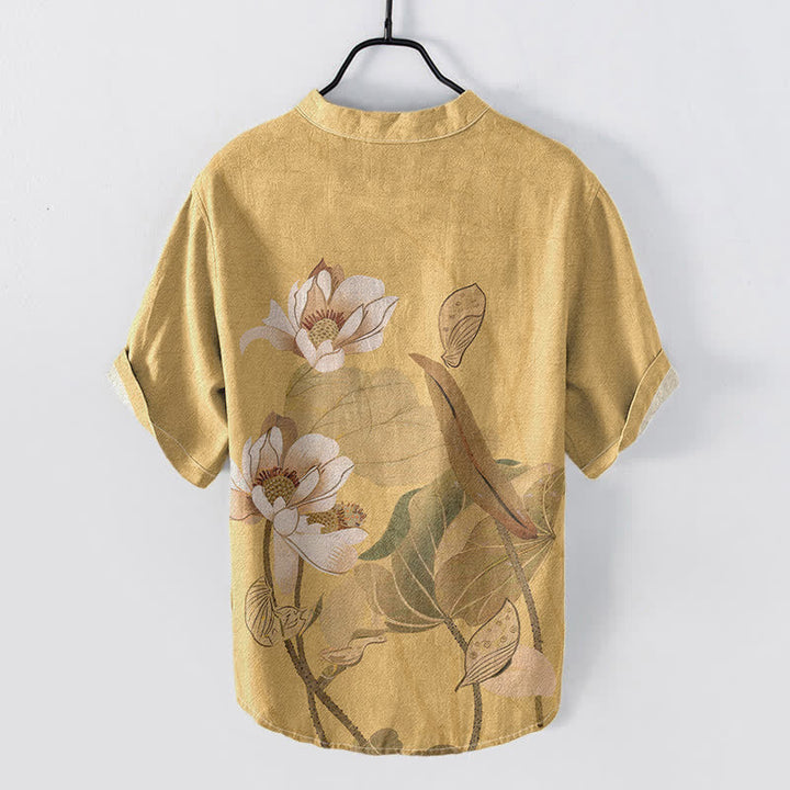 Buddha Stones Camisa de manga corta con medio botón para hombre, de algodón con estampado de loto pintado a mano. - image 1