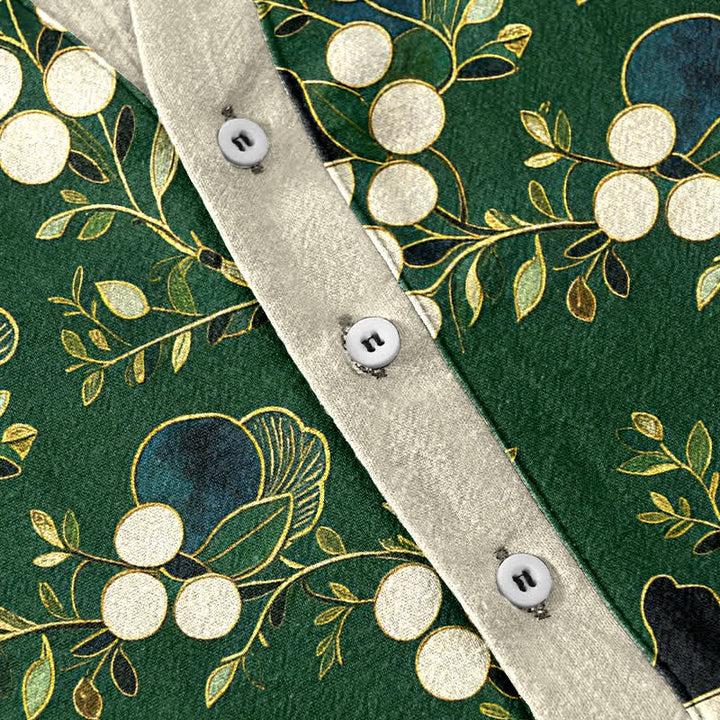 Buddha Stones Camisa de manga corta con medio botón y estampado floral de bayas de algodón para hombre - image 3