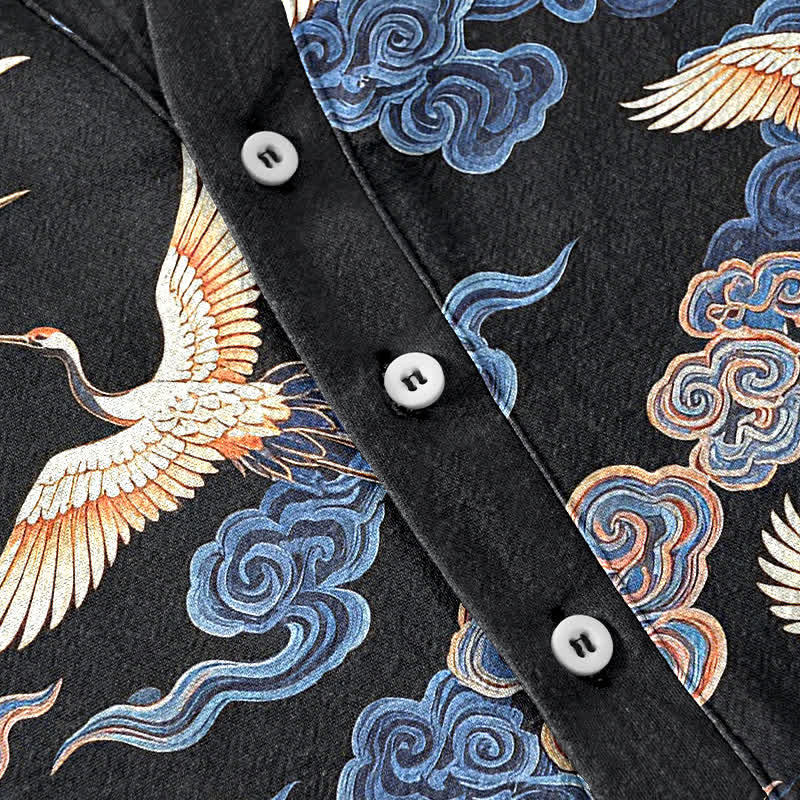Buddha Stones Camisa de manga corta con medio botón para hombre, de algodón, con estampado de grulla oriental y nubes. - image 3