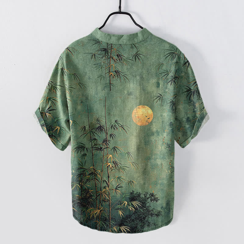 Buddha Stones Camisa de manga corta con medio botón para hombre, de algodón, con estampado de bambú y luna dorada. - image 1