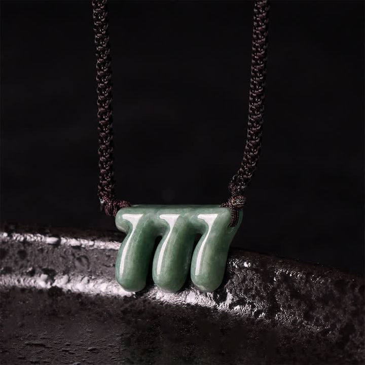 Buddha Stones Collar con colgante de jade verde natural con el número angelical 777, símbolo de prosperidad. - Número angelical 777 - Jade natural (el color puede variar) - image 0