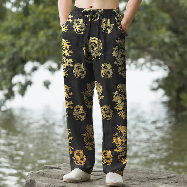 Buddha Stones Pantalones de hombre de algodón con estampado de dragón dorado, corte ajustado y bolsillos. - Negro - US/UK/AU50, EU60 (5XL) - image 0