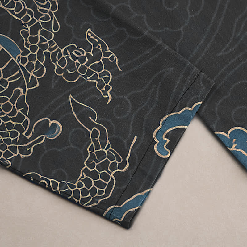 Buddha Stones Pantalones de hombre de algodón con estampado de nubes y dragones dorados, corte ajustado y bolsillos. - image 3