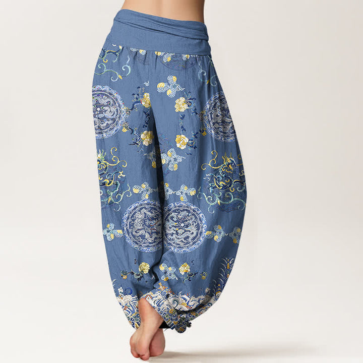 Buddha Stones Pantalones harem de algodón índigo con estampado de medallón de dragón y cintura elástica para mujer. - image 6