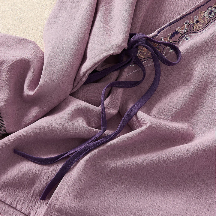Camisa de mujer informal con cuello inclinado, tirantes y flores bordadas con Buddha Stones. - image 14