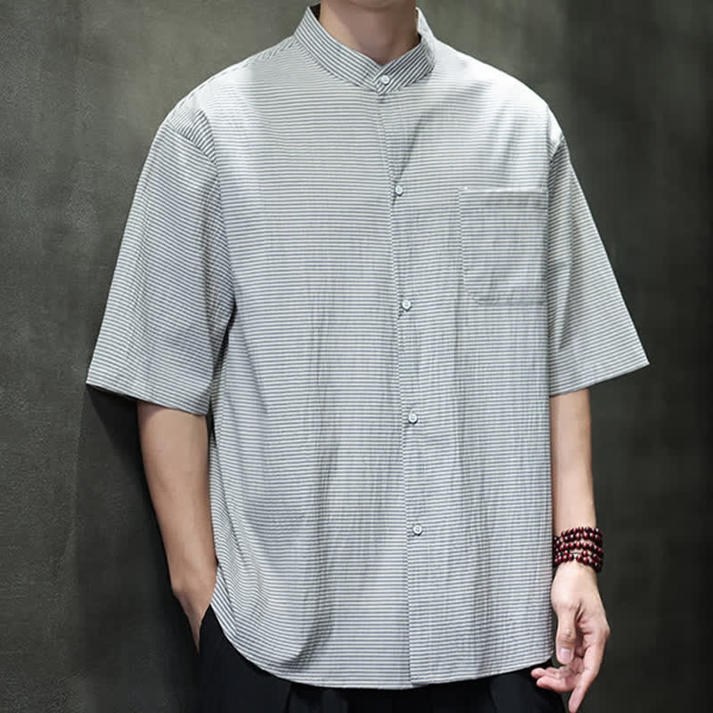 Buddha Stones Camisa de manga corta para hombre, estilo casual de verano, con cuello mandarín y estampado de rayas diplomáticas. - image 6