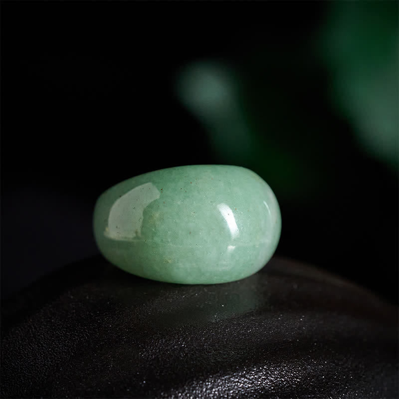 Buddha Stones Anillo de equilibrio ancho de aventurina verde natural - image 1
