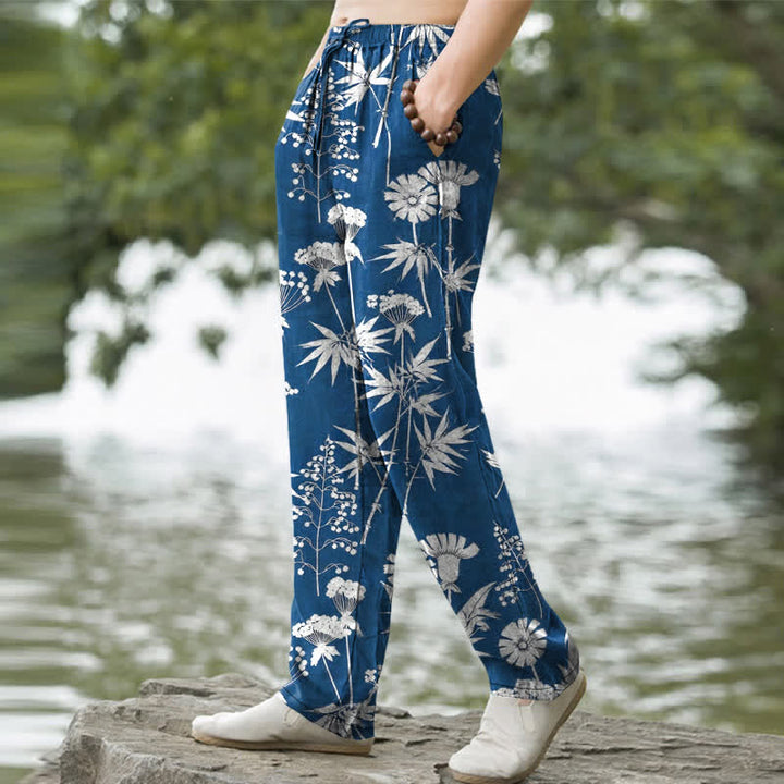 Buddha Stones Pantalones de hombre de algodón con estampado floral de hojas de bambú y corte ajustado, con bolsillos. - image 1