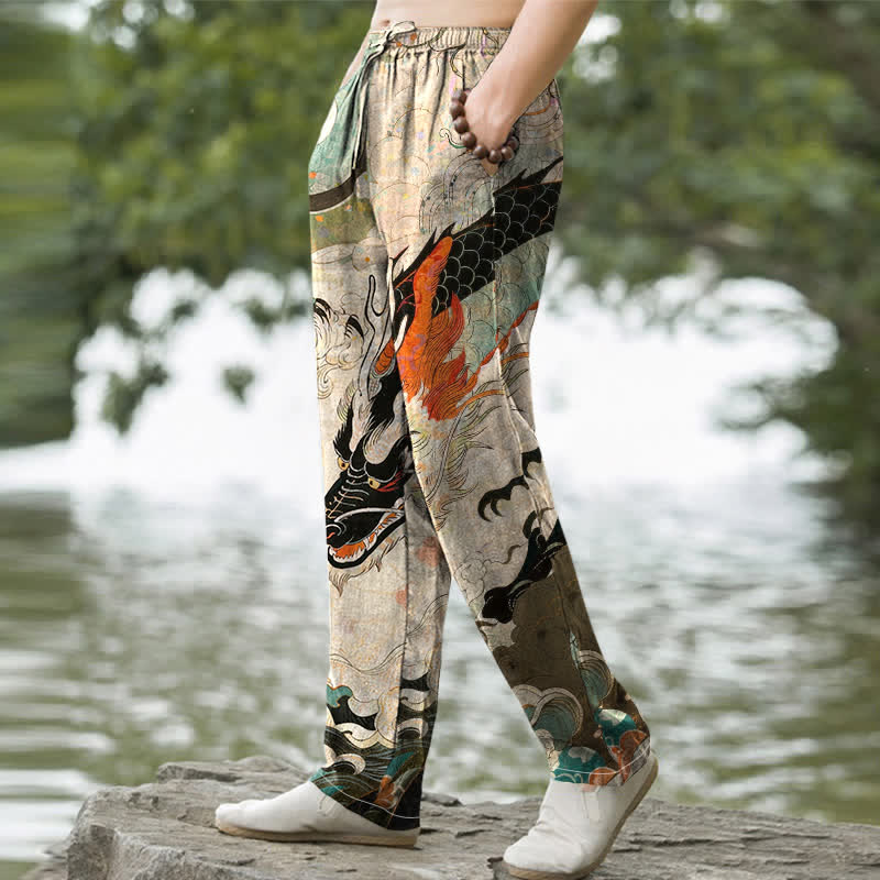 Buddha Stones Pantalones de hombre de algodón con estampado de olas y dragón oriental, corte cónico y bolsillos. - image 1