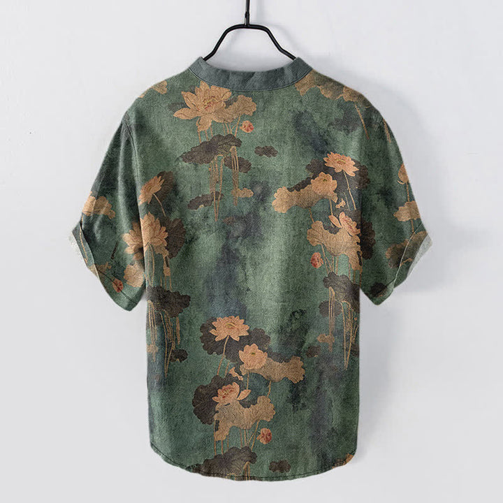 Buddha Stones Camisa de manga corta con medio botón y estampado floral de loto de algodón para hombre - image 1