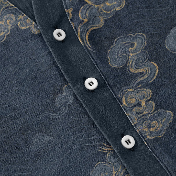 Buddha Stones Camisa de manga corta con medio botón para hombre, de algodón, con estampado de nubes auspiciosas. - image 3