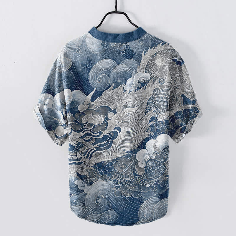 Buddha Stones Camisa de manga corta con medio botón y estampado de dragón dorado de algodón para hombre - Azul acero - US/UK/AU50, EU60 (5XL) - image 7