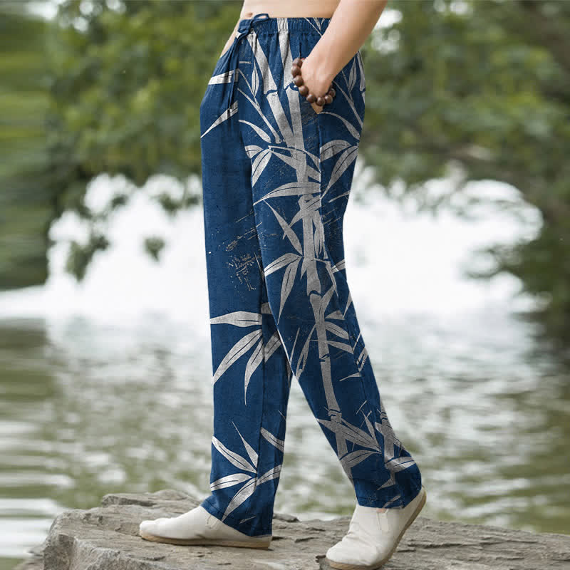 Buddha Stones Pantalones de hombre de algodón con estampado de hojas de bambú doradas, corte ajustado y bolsillos. - image 9