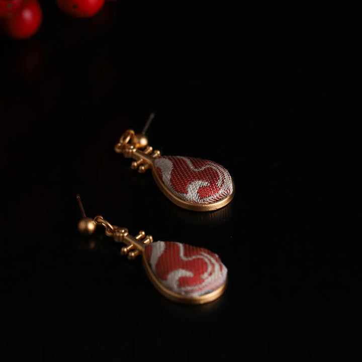 Buddha Stones Pendientes de lágrima Harmony con diseño de brocado blanco y estampados Song. - image 5