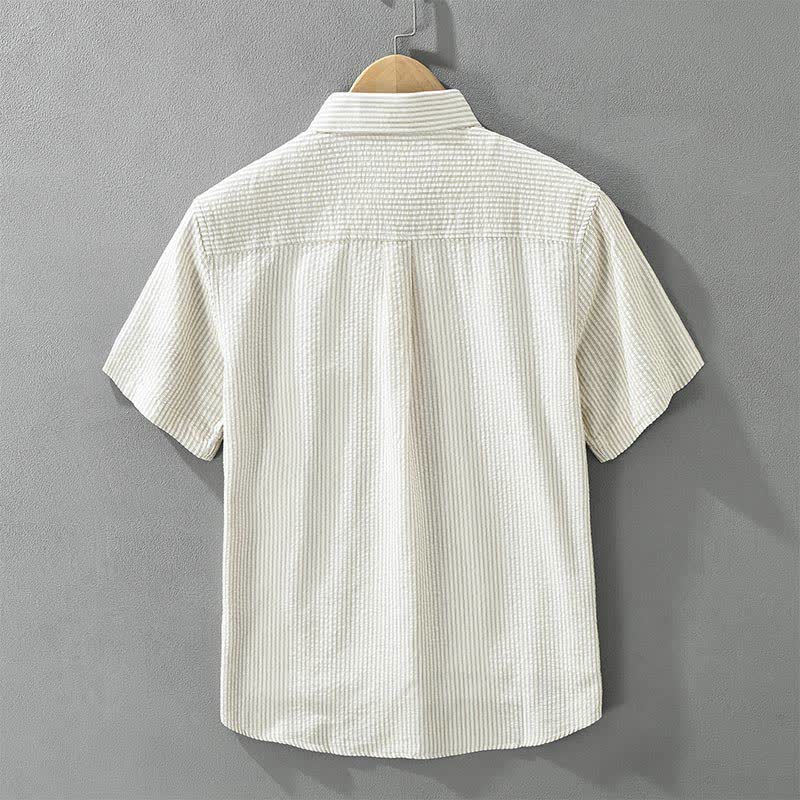 Buddha Stones Camisa de manga corta de algodón a rayas para hombre, estilo casual de verano, con botones y bolsillo decorativo. - image 2