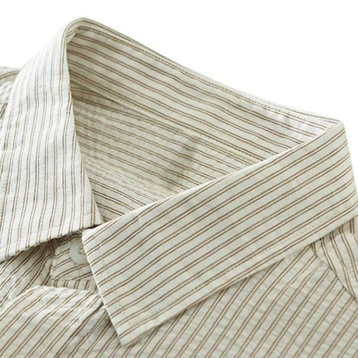 Buddha Stones Camisa de manga corta de algodón a rayas para hombre, estilo casual de verano, con botones y bolsillo decorativo. - image 5