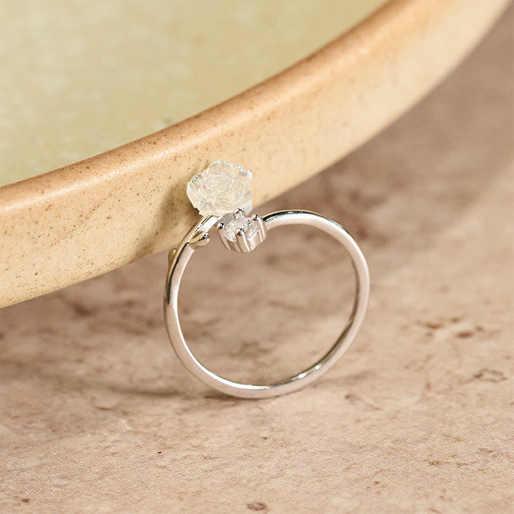 Buddha Stones Anillo protector ajustable de plata de ley 999 con circonitas en forma de flor. - image 1