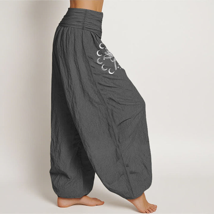 Buddha Stones Pantalones harem de mujer con cintura elástica y estampado de fases lunares de loto, de algodón puro. - image 9