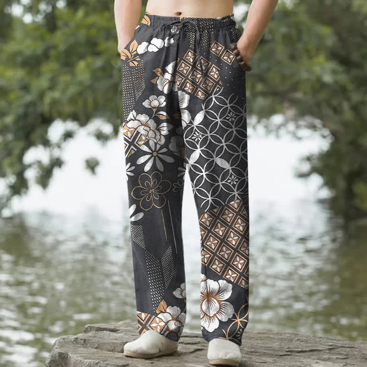 Buddha Stones Pantalones de hombre de algodón con estampado floral geométrico estilo bohemio y corte ajustado, con bolsillos. - Gris oscuro - US/UK/AU50, EU60 (5XL) - image 6