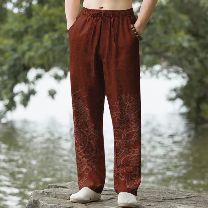 Buddha Stones Pantalones de hombre de algodón con estampado sutil de dragón, corte ajustado y bolsillos. - Granate - US/UK/AU50, EU60 (5XL) - image 6