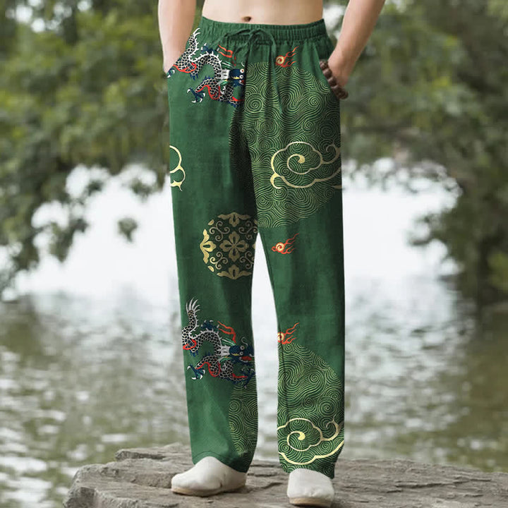 Buddha Stones Pantalones de algodón para hombre con estampado de dragón y nubes auspiciosas, corte ajustado y bolsillos. - Verde bosque - US/UK/AU50, EU60 (5XL) - image 0