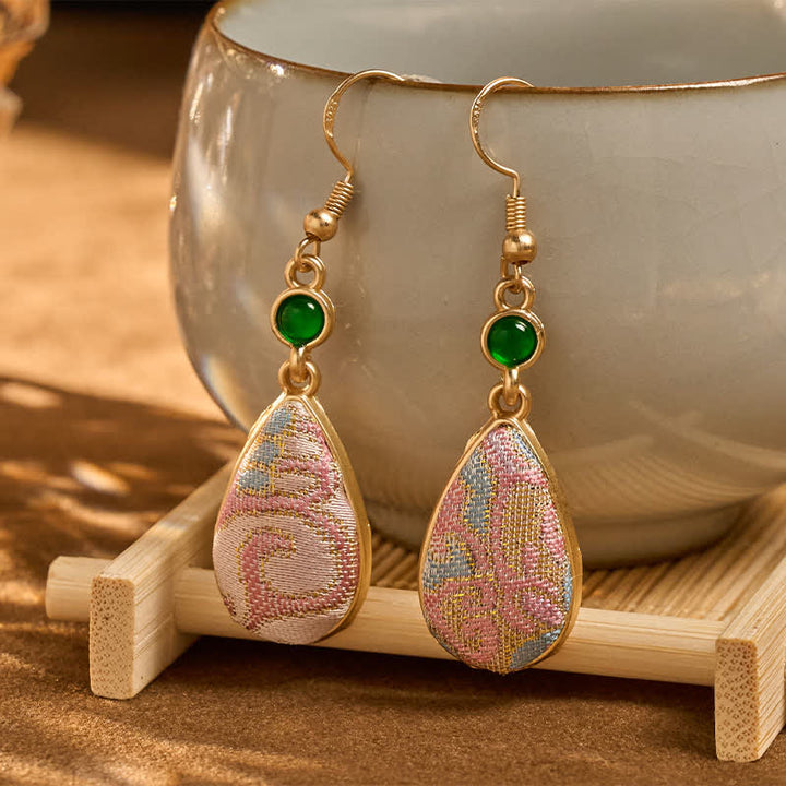 Buddha Stones Pendientes de seda artesanales con coloridos diseños y forma de lágrima. - image 2