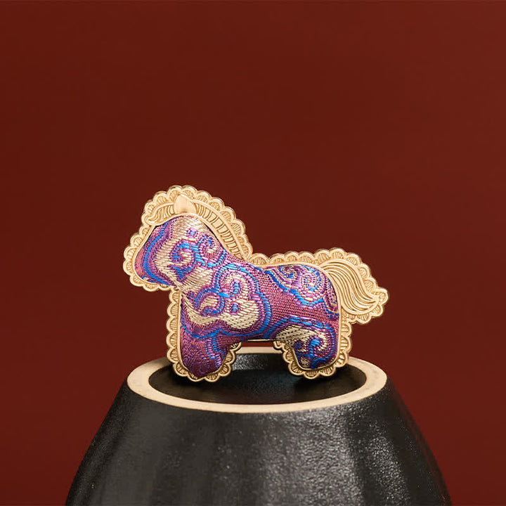 Buddha Stones Broche de la Prosperidad con Caballo Púrpura, Hecho a Mano en Brocado Song - image 3