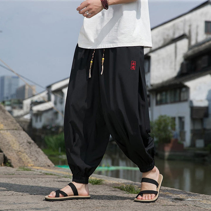 Buddha Stones Pantalones tobilleros informales de verano con cordón ajustable y bordado de caracteres chinos, estilo harem para hombre con bolsillos. - image 2