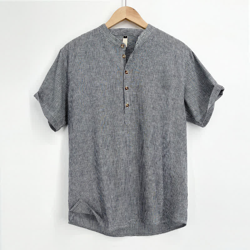 Buddha Stones Camisas de manga corta para hombre con medio botón y finas rayas, ideales para el verano. - Azul acero claro - US/UK/AU44, EU54 (4XL) - image 11