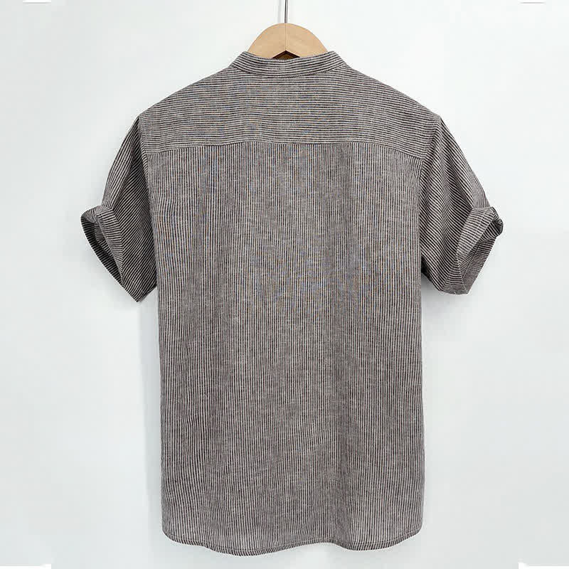Buddha Stones Camisas de manga corta para hombre con medio botón y finas rayas, ideales para el verano. - image 1