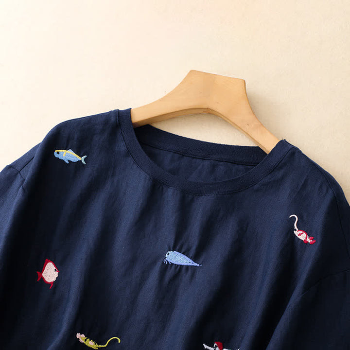 Buddha Stones Camisetas de manga corta para mujer con bordado de motivos de peces, estilo casual de verano. - image 17