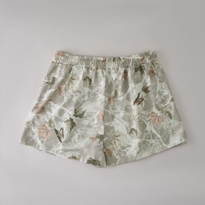 Buddha Stones Pantalones cortos de verano informales para mujer con cordón ajustable y estampado abstracto de hoja de arce. - image 6