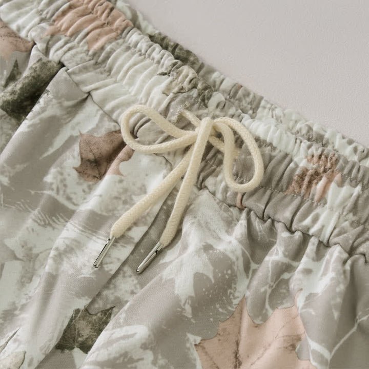Buddha Stones Pantalones cortos de verano informales para mujer con cordón ajustable y estampado abstracto de hoja de arce. - image 7