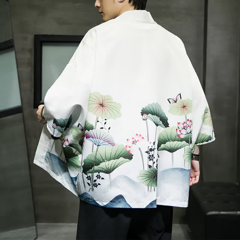 Buddha Stones Kimono de verano informal para hombre con estampado de hojas de loto, mariposas y grullas, con frente abierto. - image 3