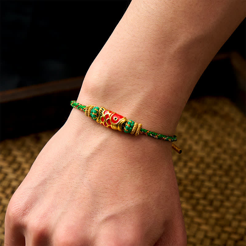 Buddha Stones Pulsera de hilo tejida a mano con diseño de pez koi para la buena suerte - image 4