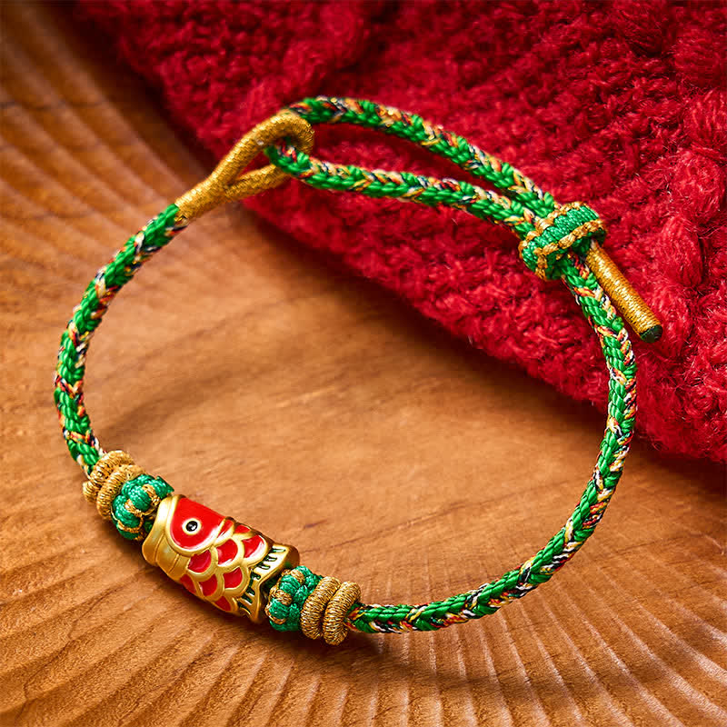Buddha Stones Pulsera de hilo tejida a mano con diseño de pez koi para la buena suerte - Accesorio verde con pez koi - image 0