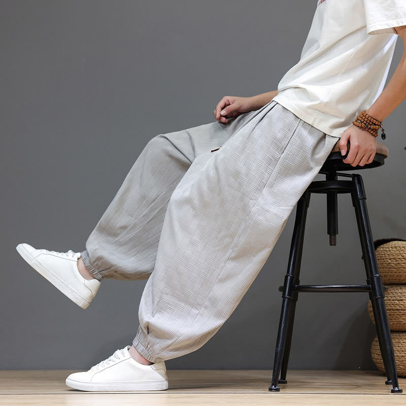 Buddha Stones Pantalones tobilleros casuales de verano con cordón ajustable, estampado de ratán tejido liso, estilo harem para hombre con bolsillo. - image 31