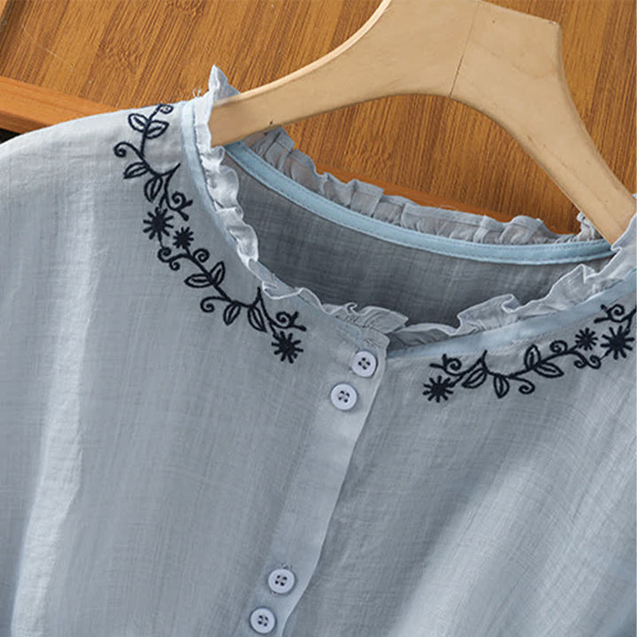 Buddha Stones Camisa de manga tres cuartos para mujer, estilo casual veraniego, color azul claro, con bordados y botones. - image 4