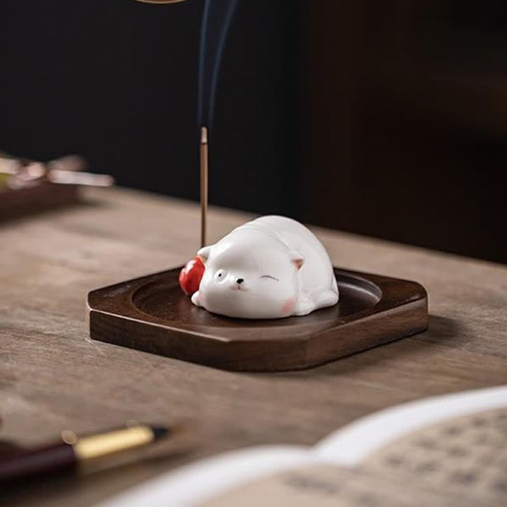 Buddha Stones Quemador de incienso minimalista de cerámica blanca con forma de gato y pompón (sin incienso) - image 19