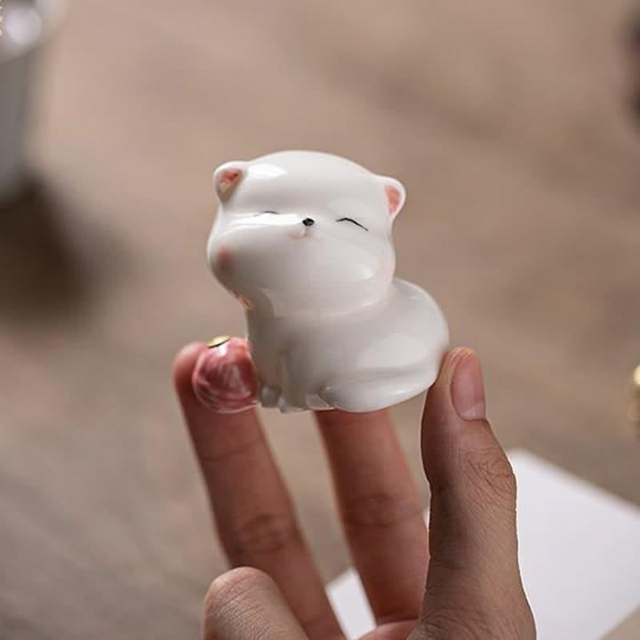 Buddha Stones Quemador de incienso minimalista de cerámica blanca con forma de gato y pompón (sin incienso) - image 10