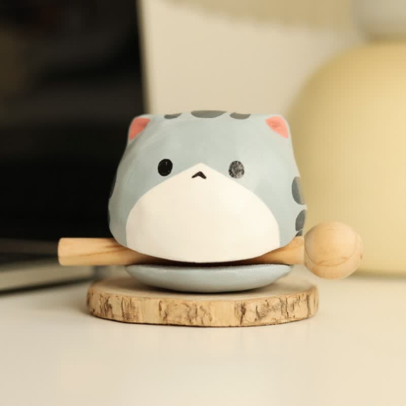 Buddha Stones Decoración de animales adorables tallada a mano en madera de tilo con forma de gato: fuerza. - image 3