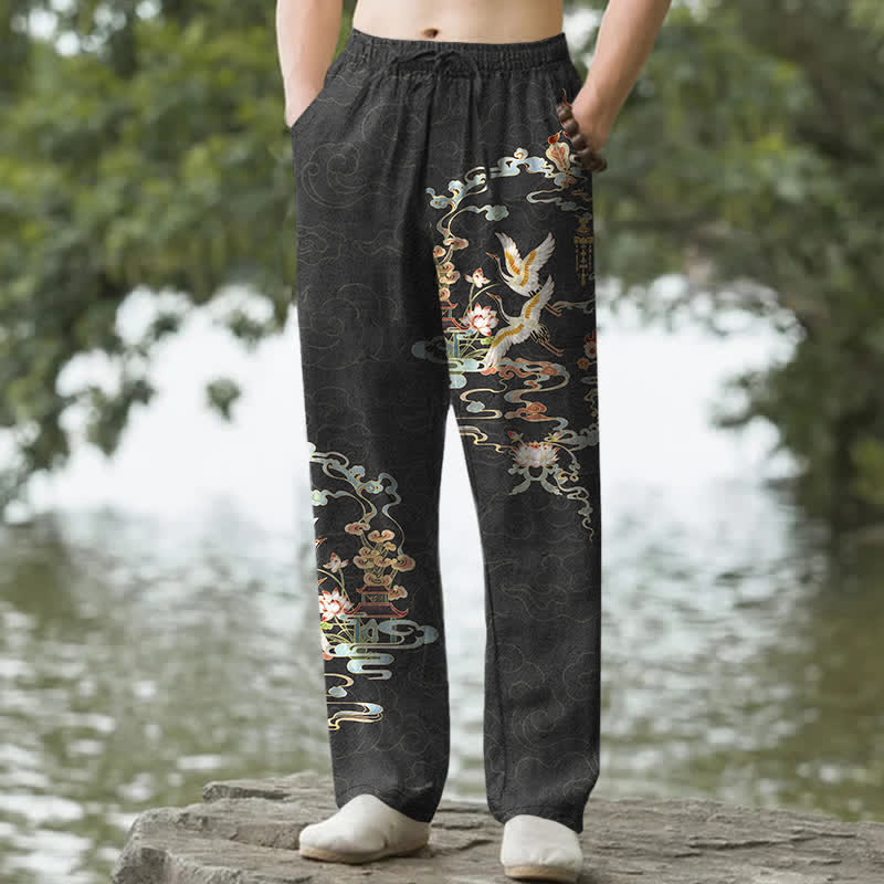 Buddha Stones Pantalones de hombre de algodón blanco con estampado de grullas, nubes auspiciosas y lotos de pabellón, corte cónico y bolsillos. - Negro - US/UK/AU50, EU60 (5XL) - image 0
