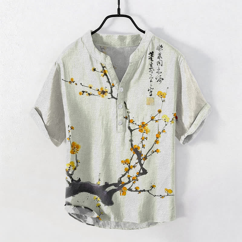 Buddha Stones Camisa de manga corta con medio botón para hombre, de algodón, con estampado de ramas de flores de ciruelo y caligrafía. - Caqui - US/UK/AU50, EU60 (5XL) - image 3